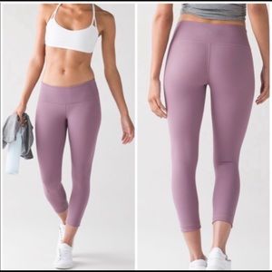 Lululemon Wunder Under Crop III